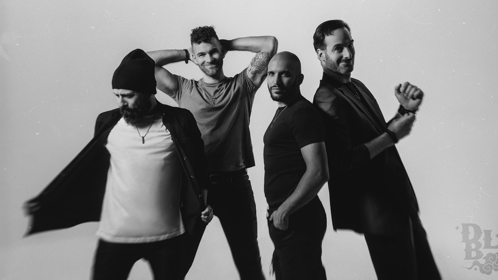 Delabruma Estrena el Visceral Videoclip “Aprendiz de Villano”: Máscaras Rotas y Rock Alternativo