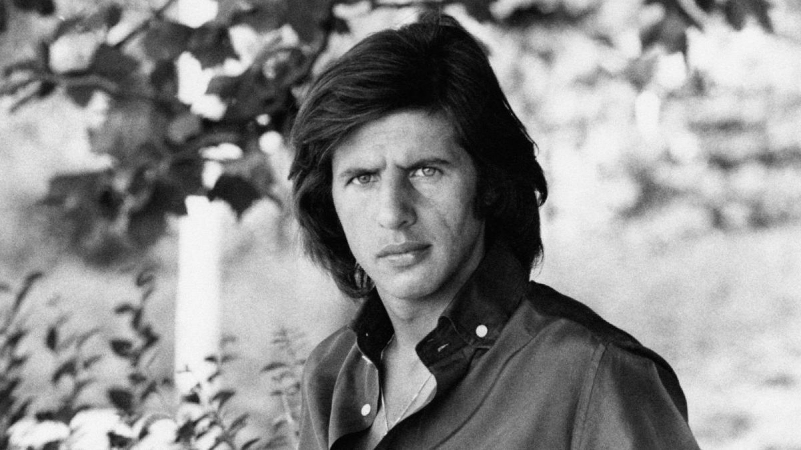 Se Apaga la Voz del Romance: Muere Sandro Giacobbe, Autor de ‘El Jardín Prohibido’, a los 75 Años