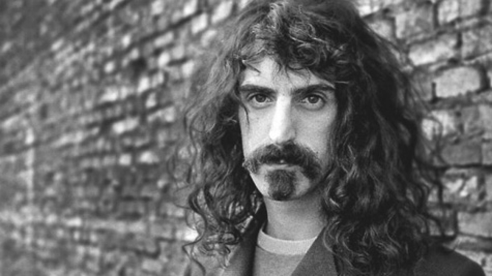 Frank Zappa: 85 años del genio que dinamitó las fronteras entre el Rock y la Academia