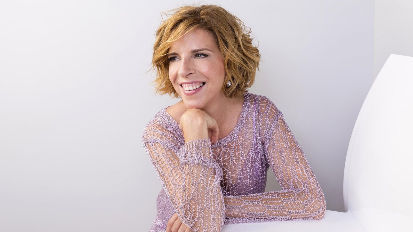 Sole Giménez regresa a la esencia con “Ser Humano”, un canto a la dignidad y la empatía