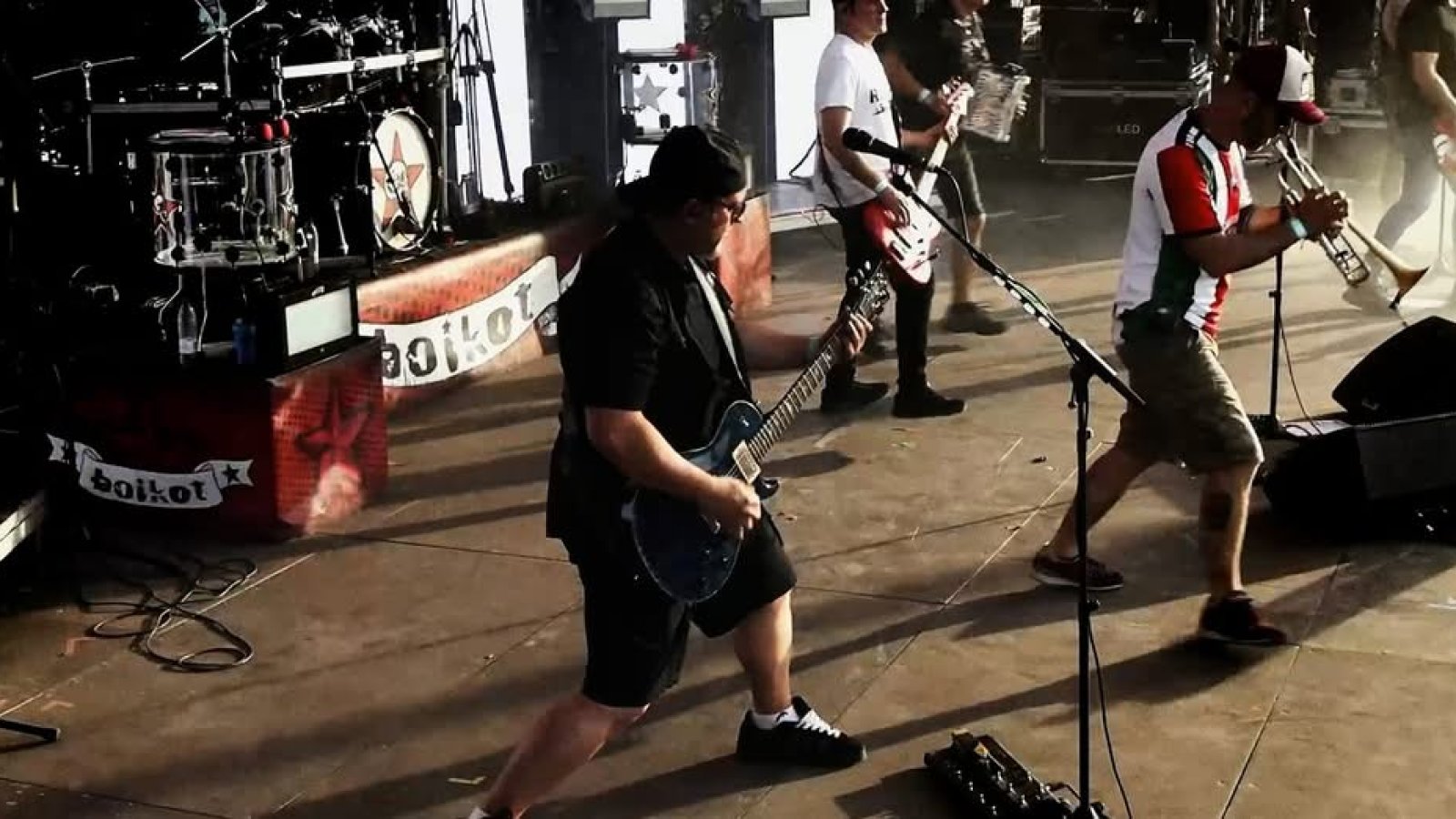 BOIKOT alza la voz con “El Pueblo”, nuevo adelanto de su esperado regreso discográfico