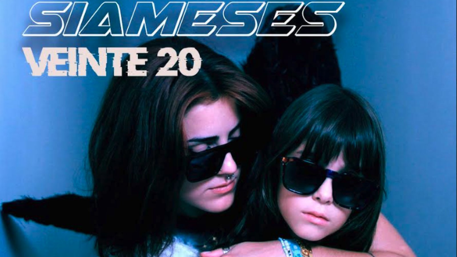 La Banda granadina Siameses lanza “Veinte20”, o como volver a sorprender.