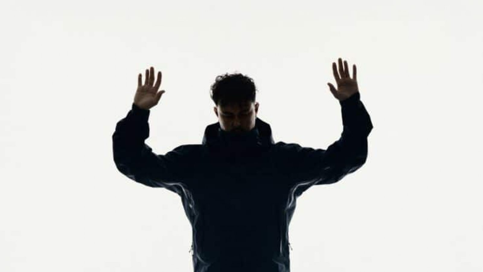 Hoke anuncia su esperada gira "Tres Creus" Tour para 2025