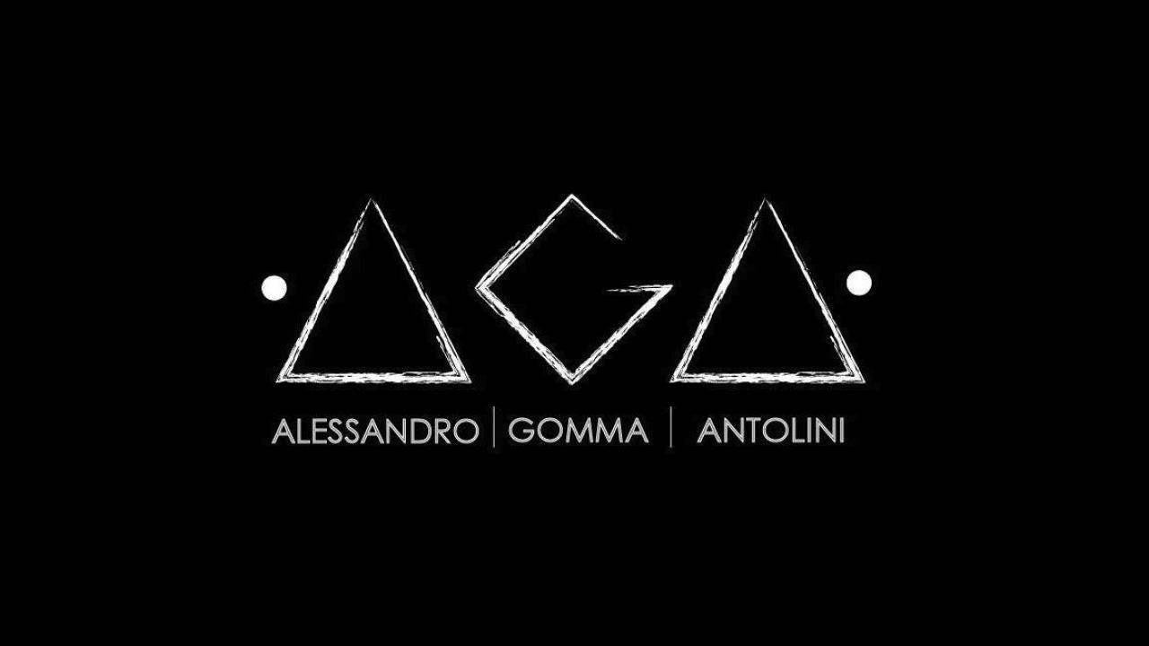 El Compositor Italiano AGA Lanza "School", un Homenaje a la Creatividad de los Años 80