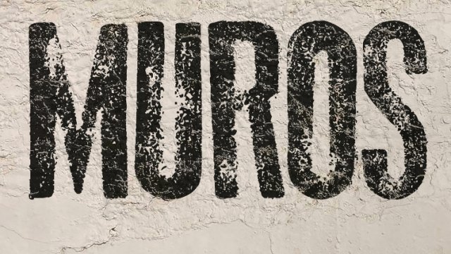 Santero y Los Muchachos Dan Voz a la Calle con "Muros"