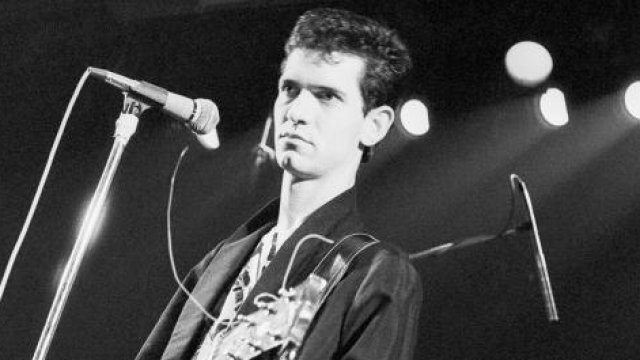 Carlos Berlanga: Figura de La Movida Madrileña y Precursor del Pop Español