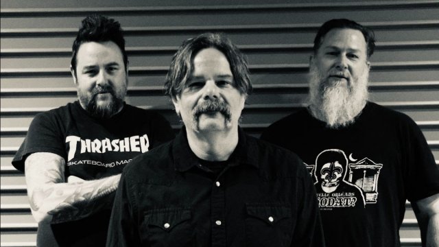 Riffs y Resiliencia: SUPLECS Anuncia "Hymns Under A Blood Moon Sky", Su Primer Álbum en Más de Una Década