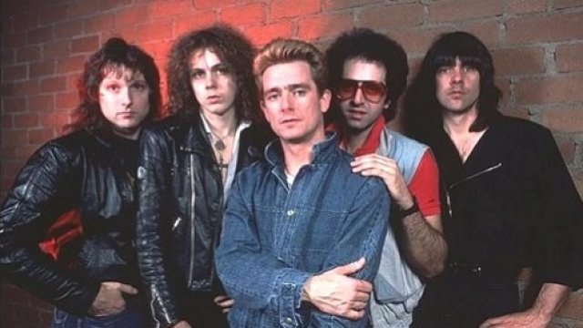 Graham Bonnet y Alcatrazz: El Templo de la Voz de Acero y los Virtuosos del Rock