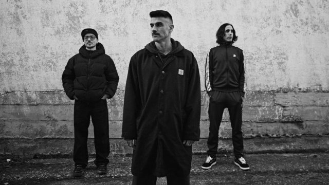 Chicle golpea con "Cemento": El rugido más crudo y agresivo de Álvaro Benito