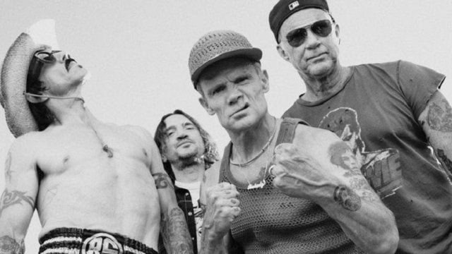 Red Hot Chili Peppers: Cuarenta Años de Innovación y Excelencia en la Industria Discográfica