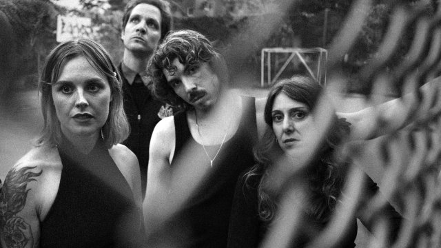 The Dharma Chain estrena "Red Red Red Red Red": krautrock y tensión política desde Berlín