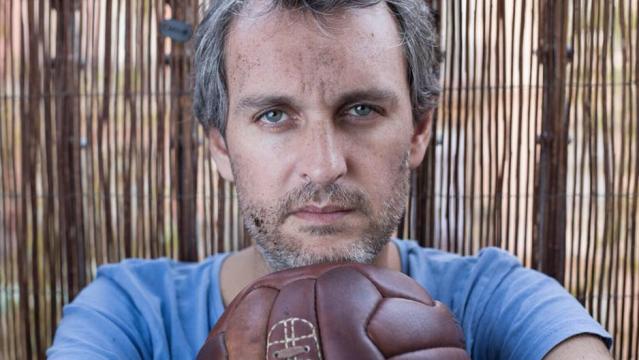 Rafa Pons presenta la gira Cantando Las 40 en acústico