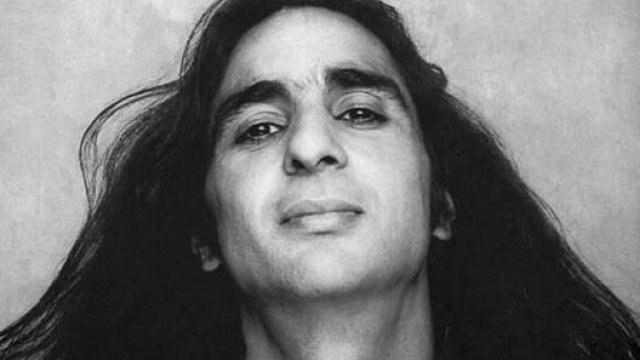 Antonio Flores: El Poeta Urbano que se Fue Demasiado Pronto