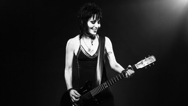Joan Jett: Mucho Más que "I Love Rock 'n' Roll", un Legado Rebelde