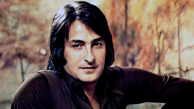 Nino Bravo: La Voz Eterna de España que el Tiempo No ha Logrado Apagar