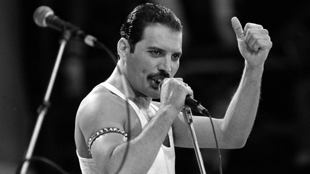 Freddie Mercury: La Voz Inmortal que Desafió Todos los Límites