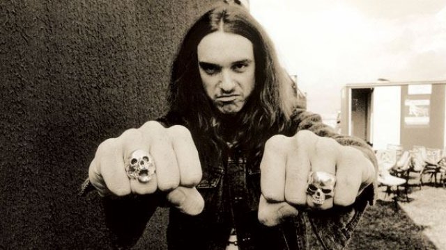 Cliff Burton: La Leyenda Eterna de Metallica y su Huella en el Heavy Metal