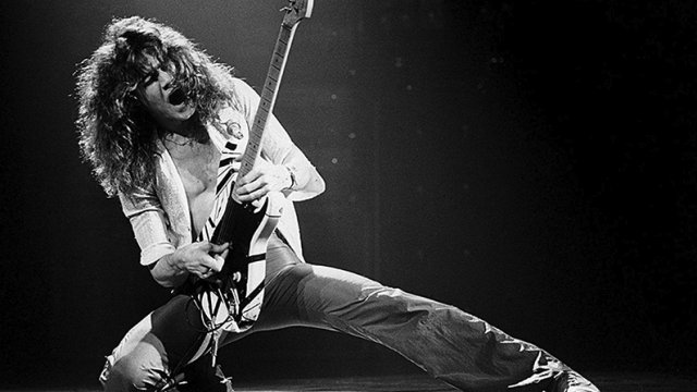 Recordando a Eddie Van Halen: Un Genio de la Guitarra