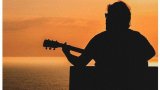 Rubén Nasville Arrastra al Oyente a "Finisterre" con su Nuevo Single
