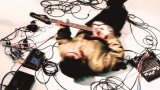 Chet Faker se sumerge en la nostalgia electrónica con su nuevo single "Over You"