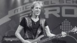 Adiós a Francis Buchholz: El Insigne Bajista de Scorpions Fallece a los 71 años
