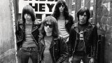 Los Ramones: El Grupo que Simplificó el Rock para Cambiar la Música