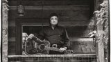 Johnny Cash: El Hombre de Negro, entre la Luz y la Oscuridad