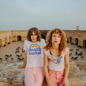 Niña Coyote eta Chico Tornado