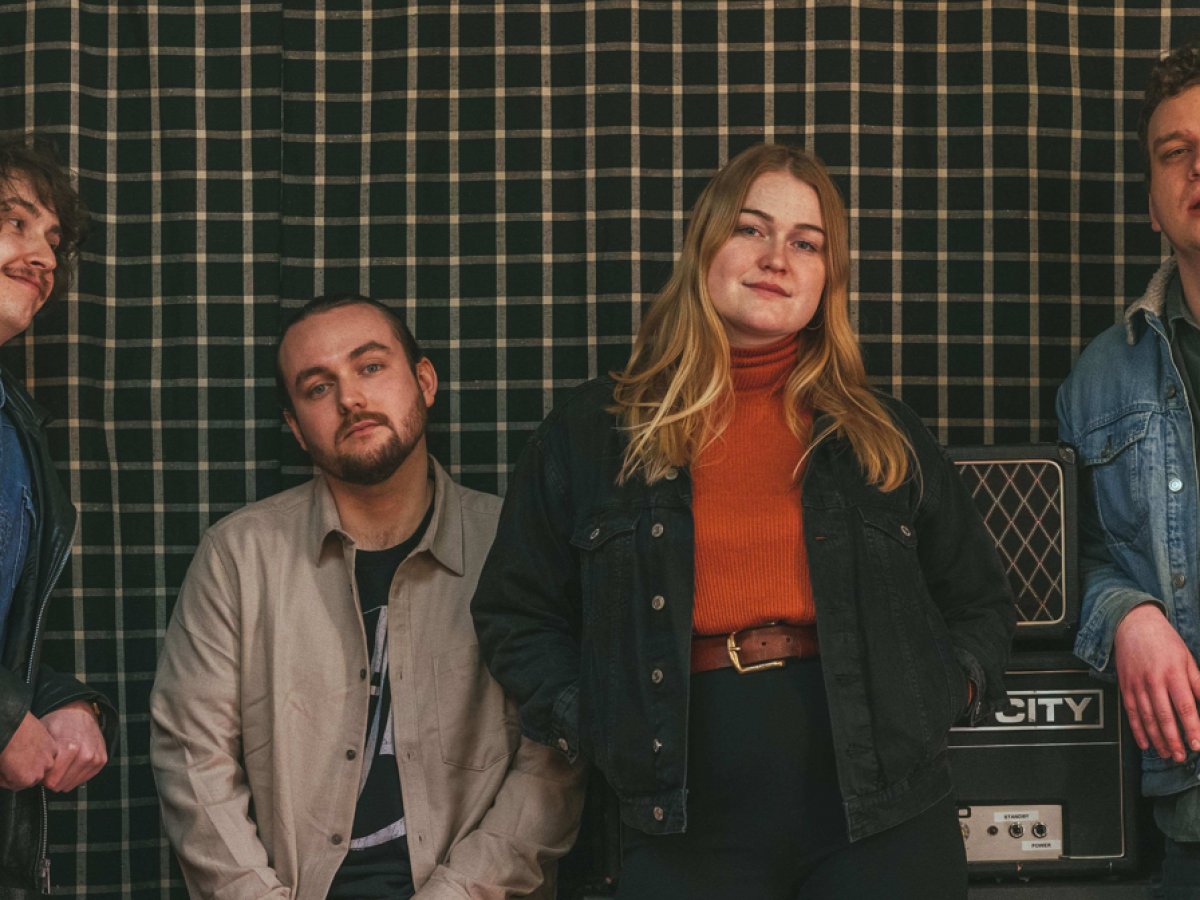 Ebba Bergkvist & The Flat Tire Band
