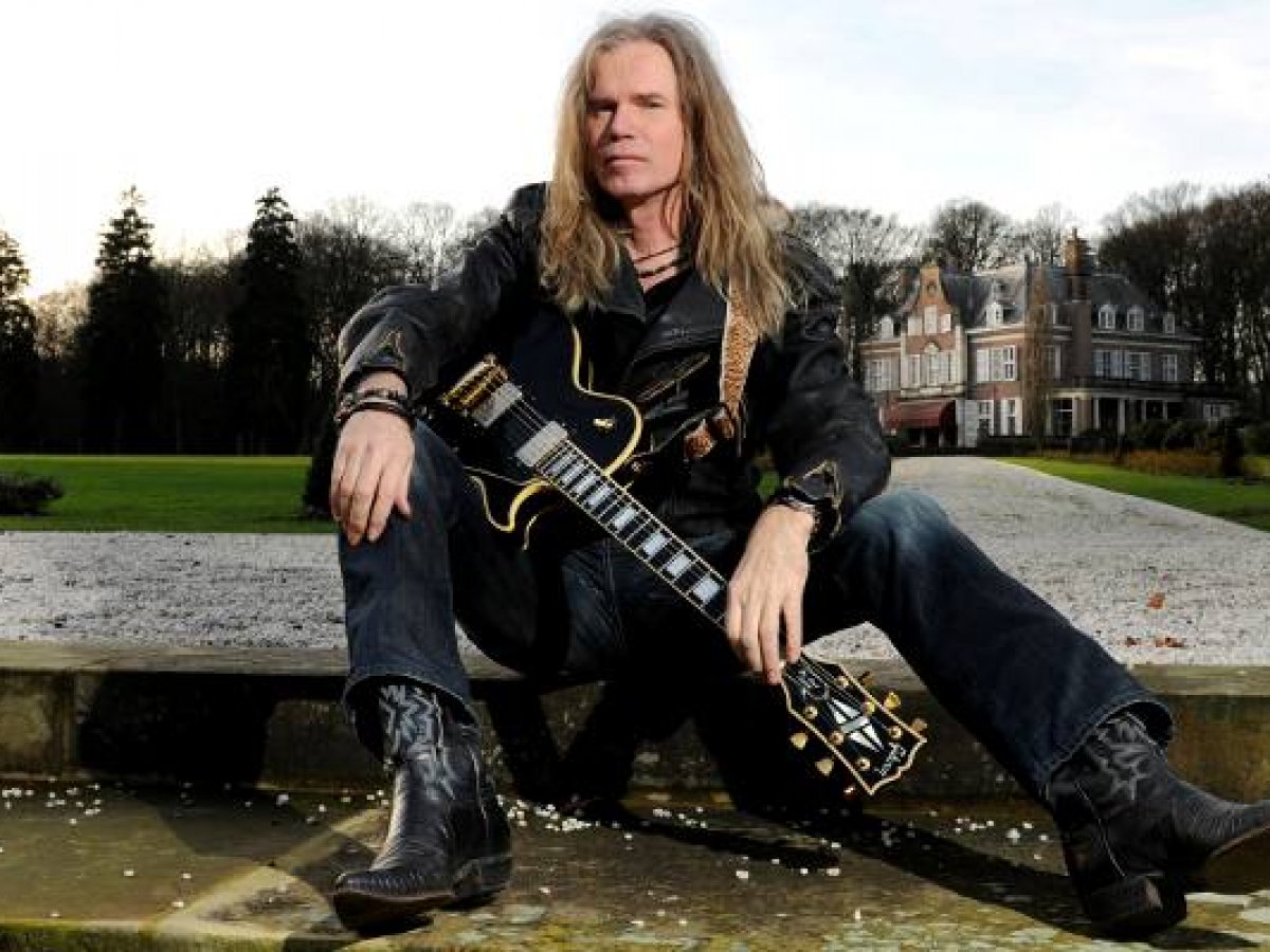 Adrian Vandenberg
