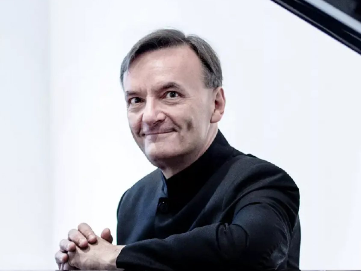 Sir Stephen Hough