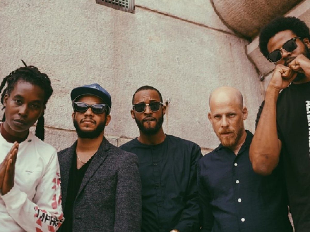 Irreversible Entanglements