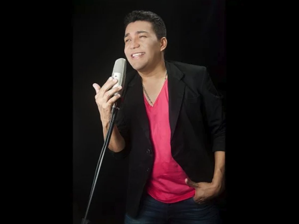 Junior Santiago