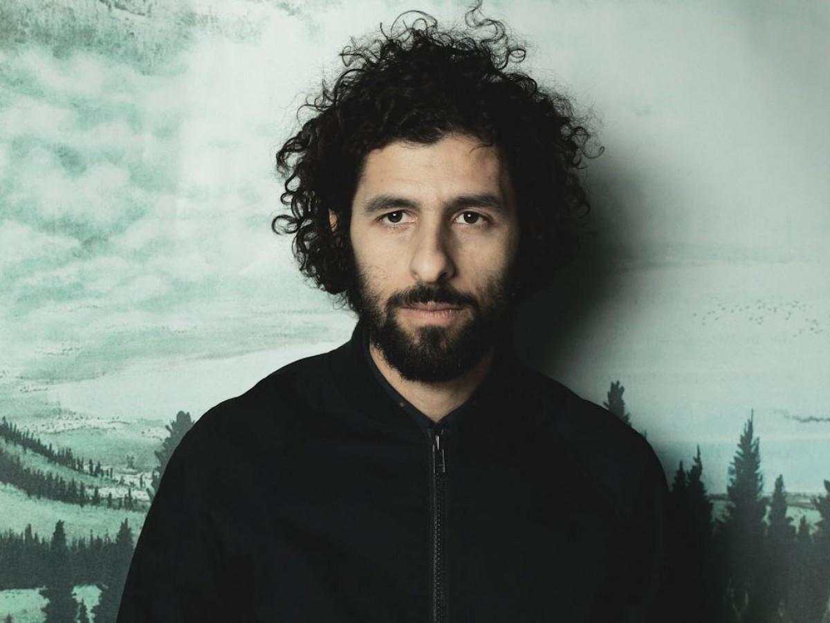 José González