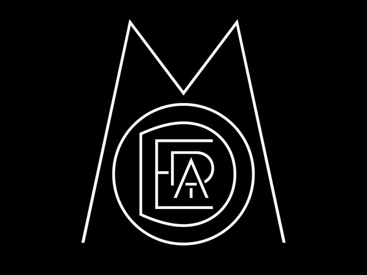  Moderat