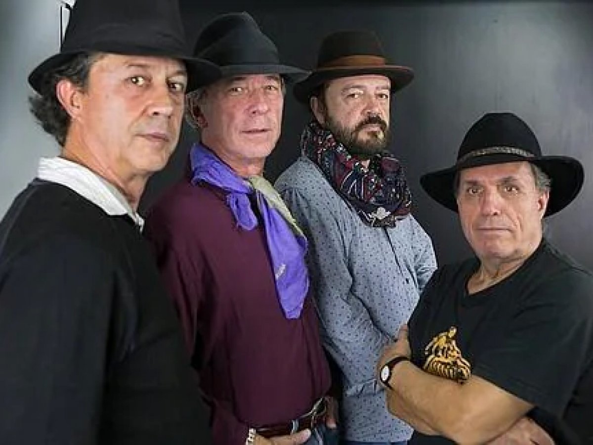 Los Brincos