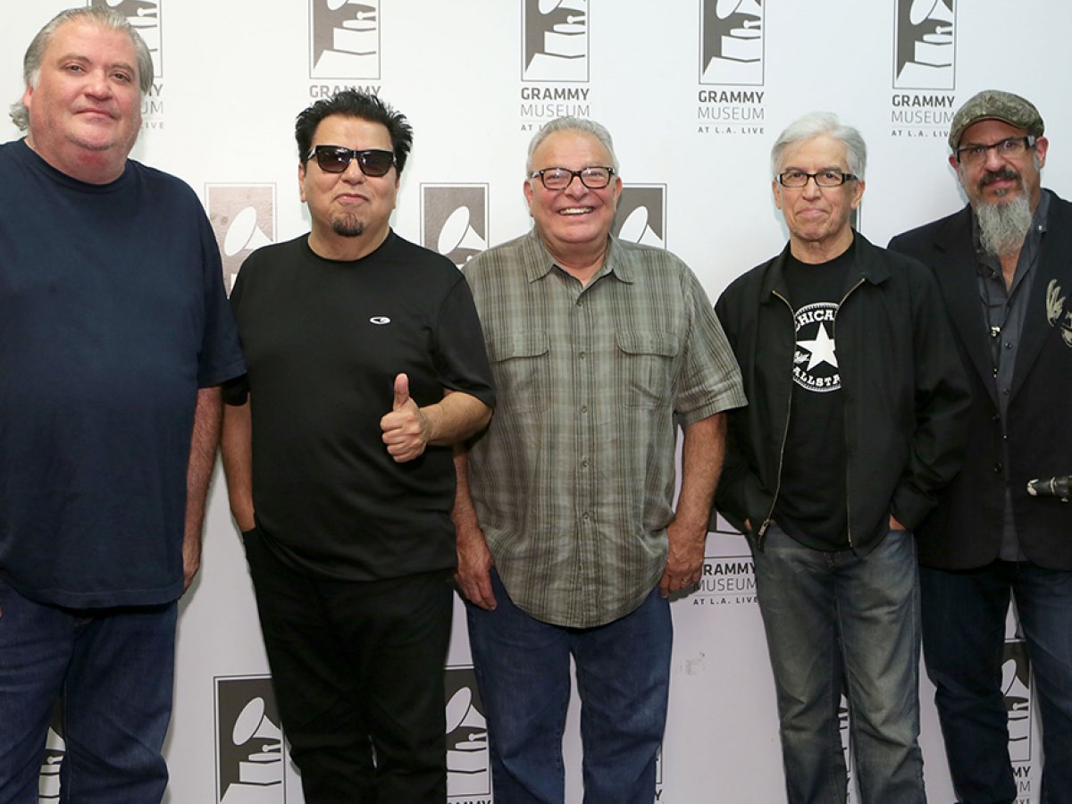 Los Lobos