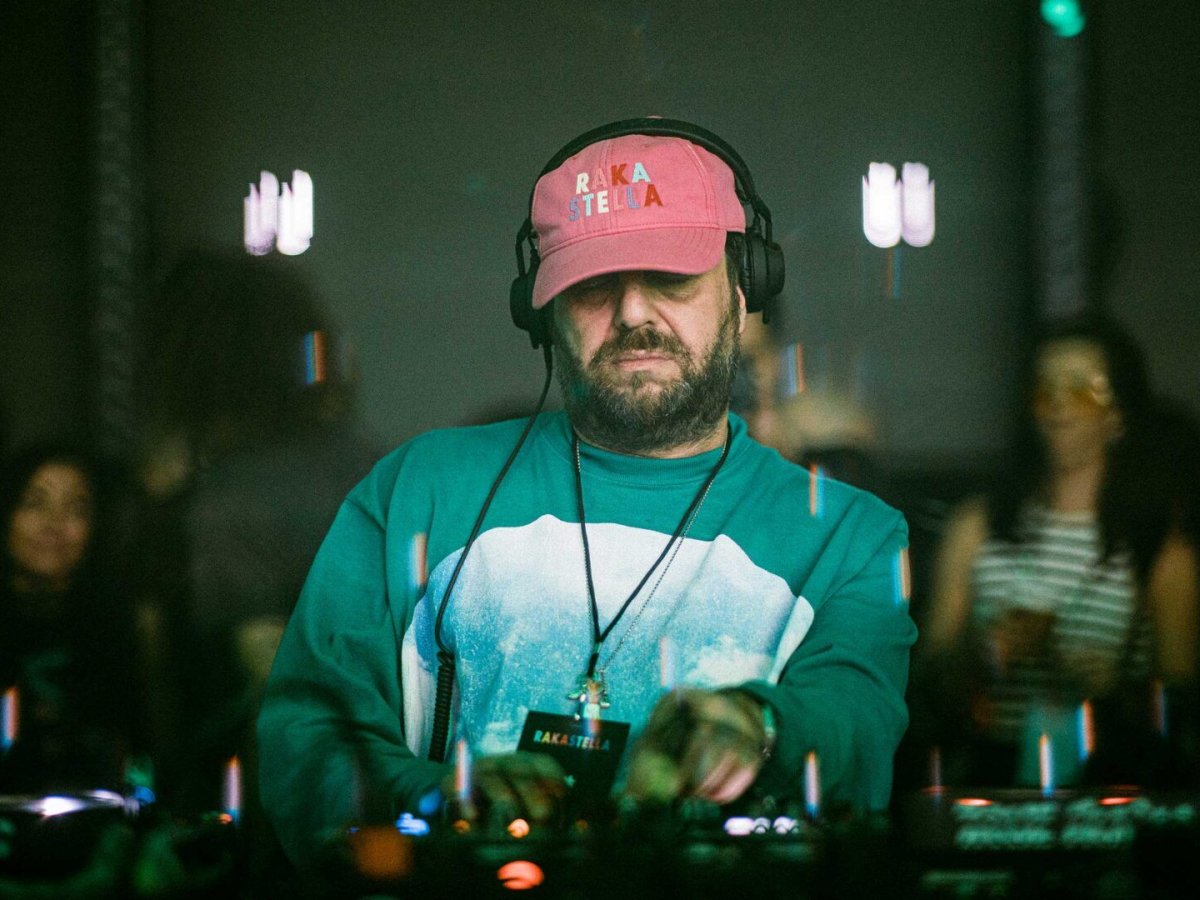 DJ Tennis