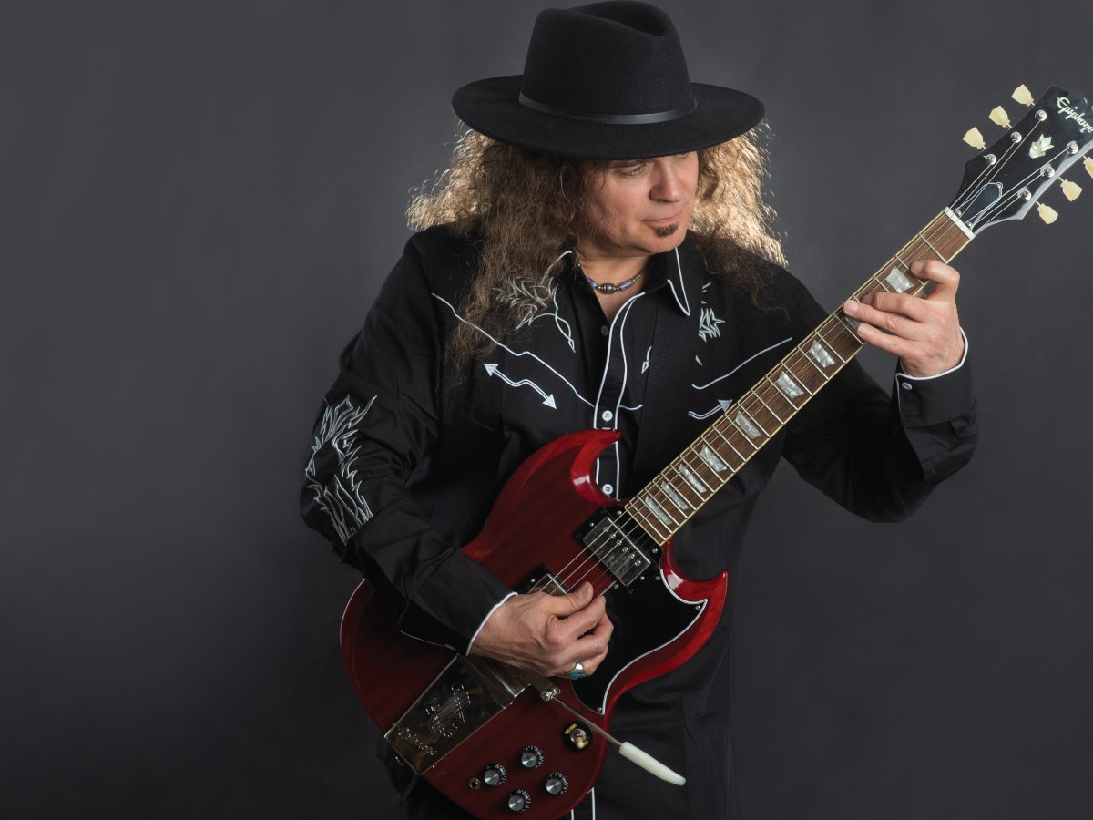 Vinnie Moore