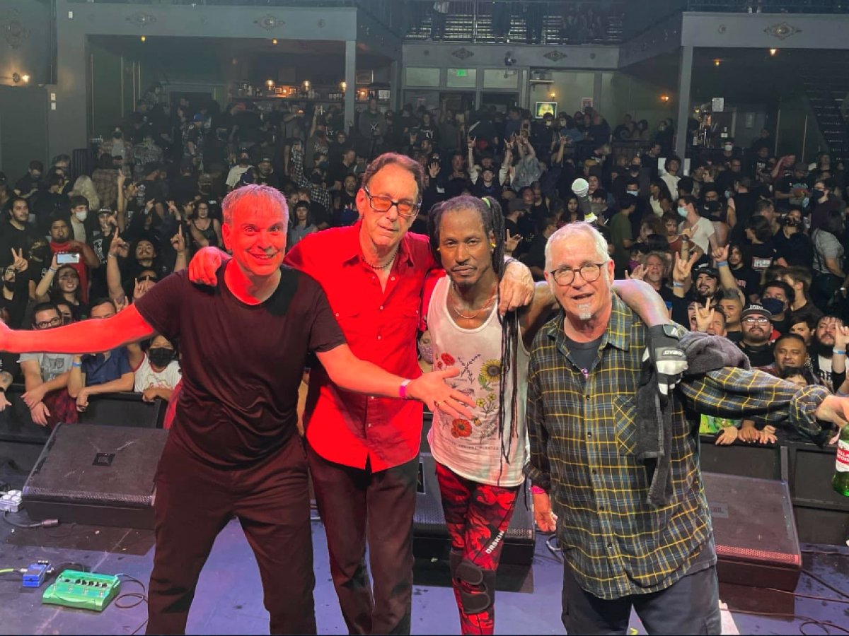 Dead Kennedys