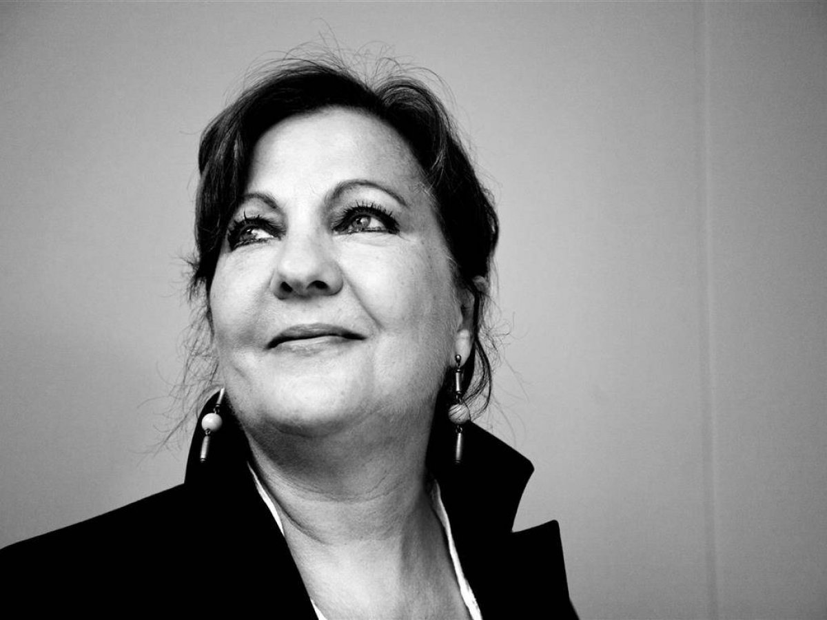 Carmen Linares