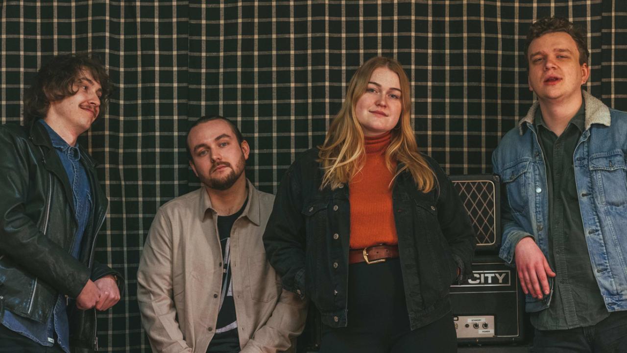 Ebba Bergkvist & The Flat Tire Band