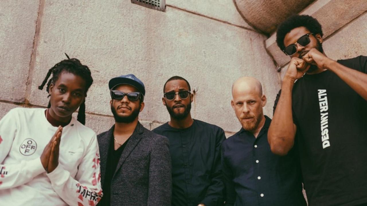 Irreversible Entanglements