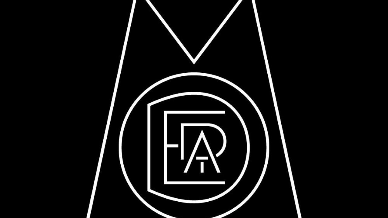  Moderat