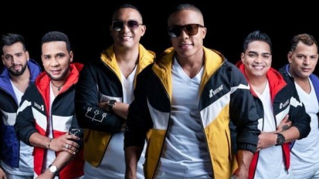 Chiquito Team Band