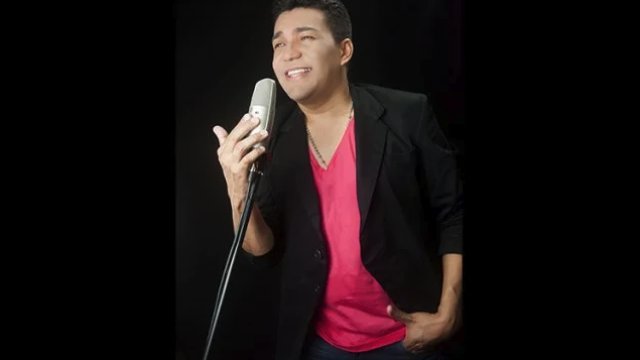 Junior Santiago