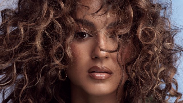 Tori Kelly