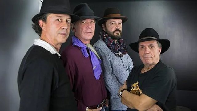 Los Brincos