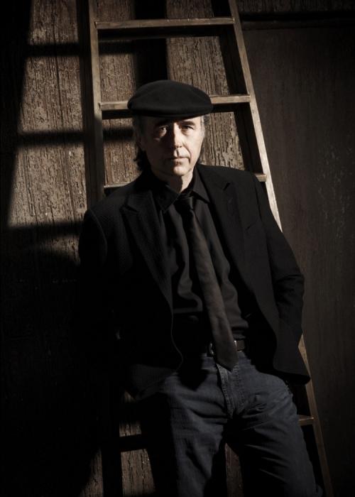 Cartel de ¡Cancelado! Concierto de Joan Manuel Serrat en Gandia, Gira 50 años...