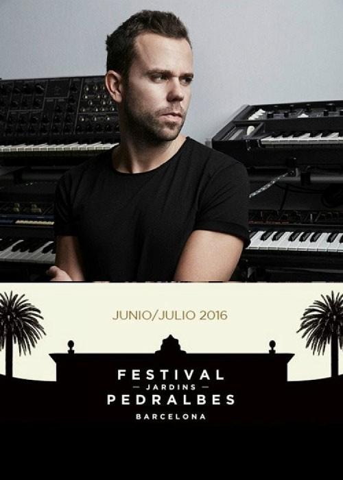 M83